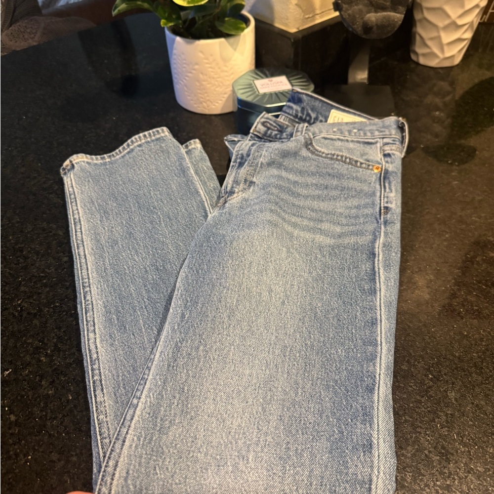 High Rise ’90s Straight Jeans - Picture 9 of 9